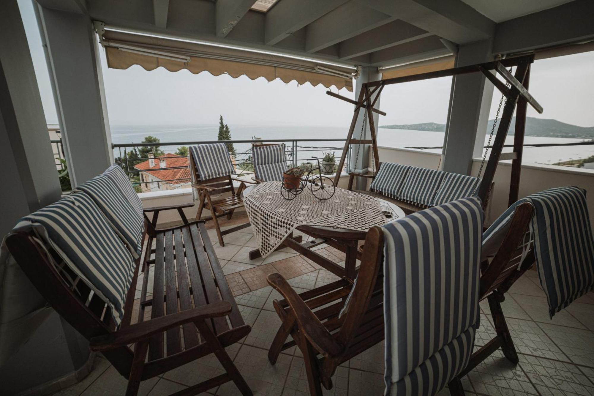 Niki House Apartment โวโลส ภายนอก รูปภาพ